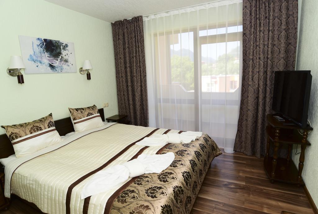 Guesthouse Nefertiti Smolyan Exterior photo